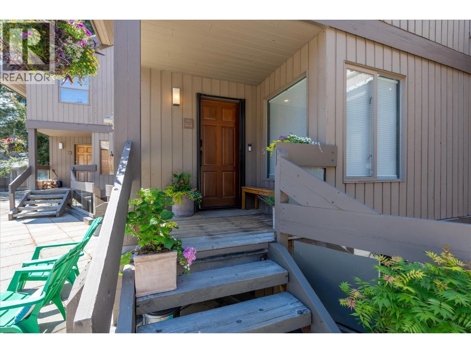 205 6117 EAGLE DRIVE, Whistler