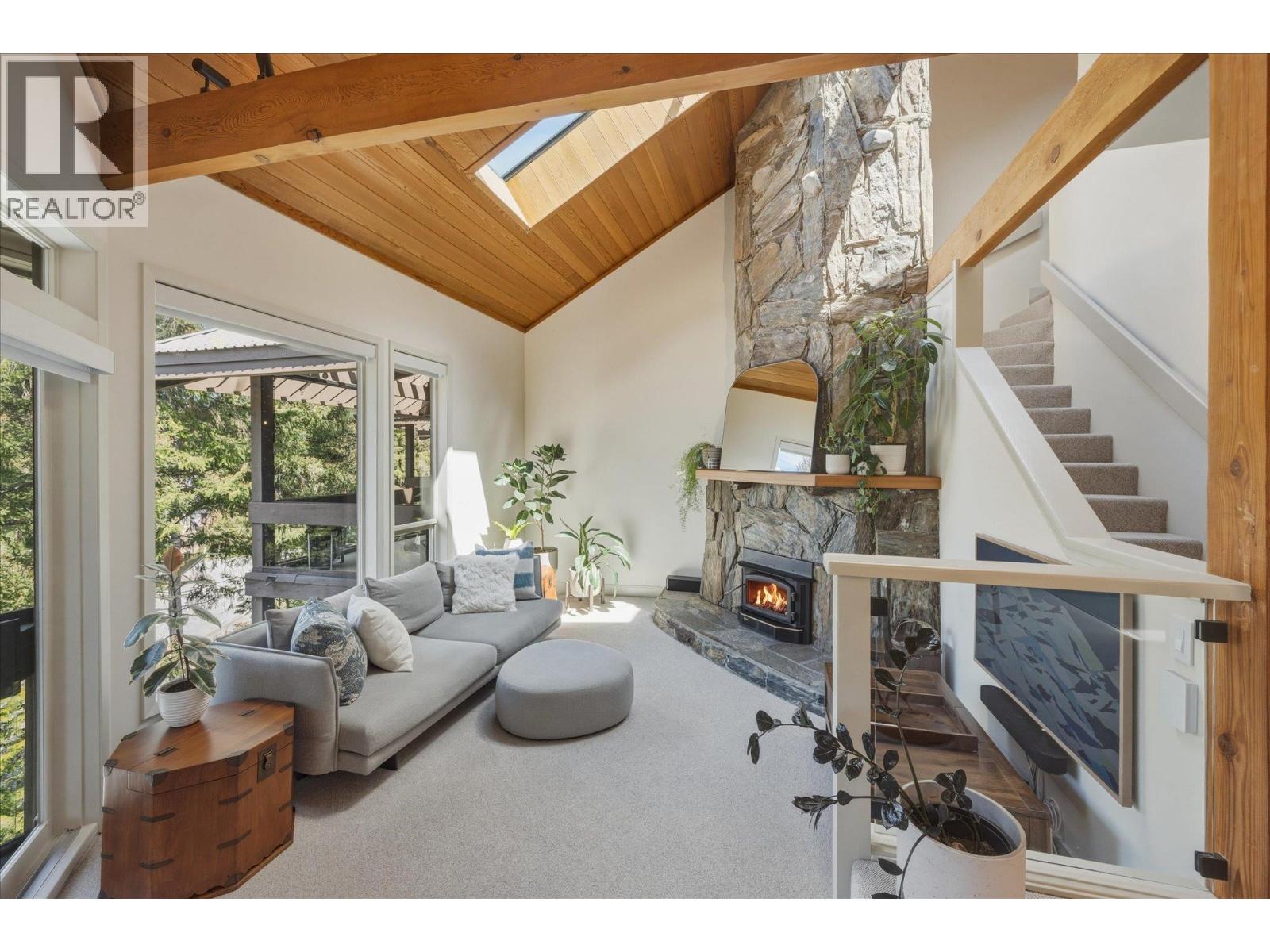 205 6117 EAGLE DRIVE, Whistler