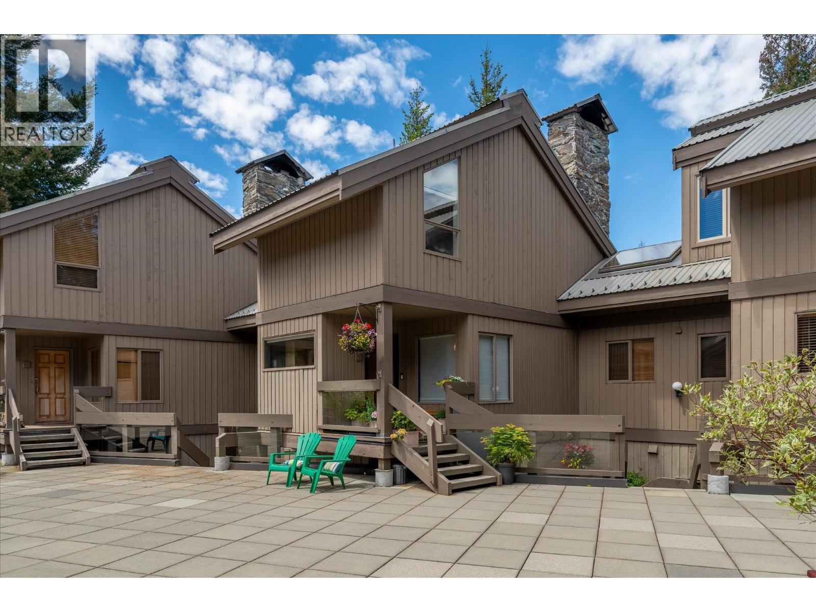 205 6117 EAGLE DRIVE, Whistler