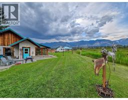 9498 Westside Road, Invermere, BC V0A1K5 Photo 22
