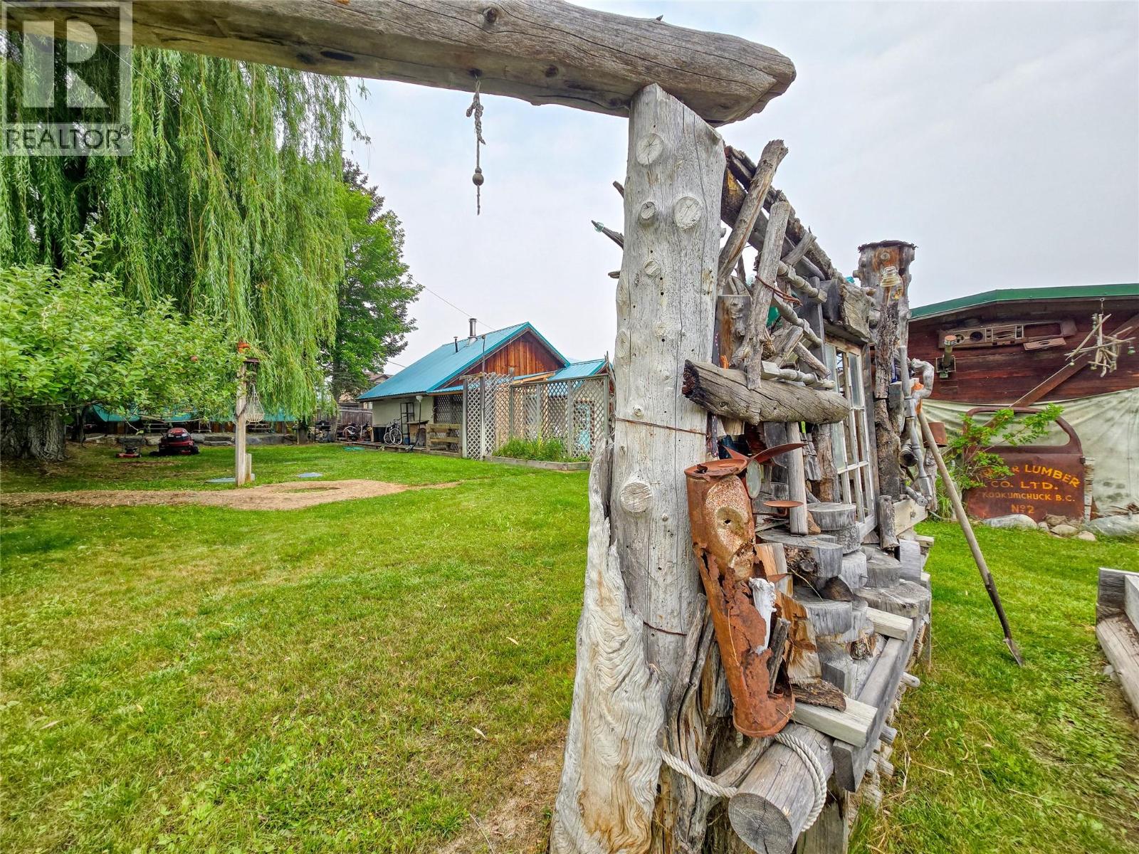 9498 Westside Road, Invermere