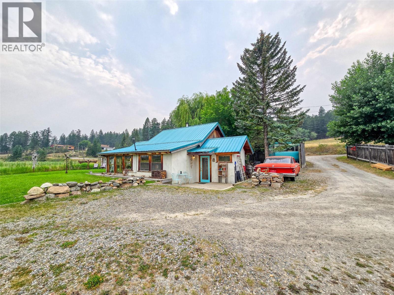 9498 Westside Road, Invermere