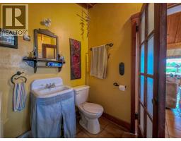 9498 Westside Road, Invermere, BC V0A1K5 Photo 38