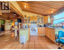 9498 Westside Road, Invermere, BC V0A1K5 Photo 44