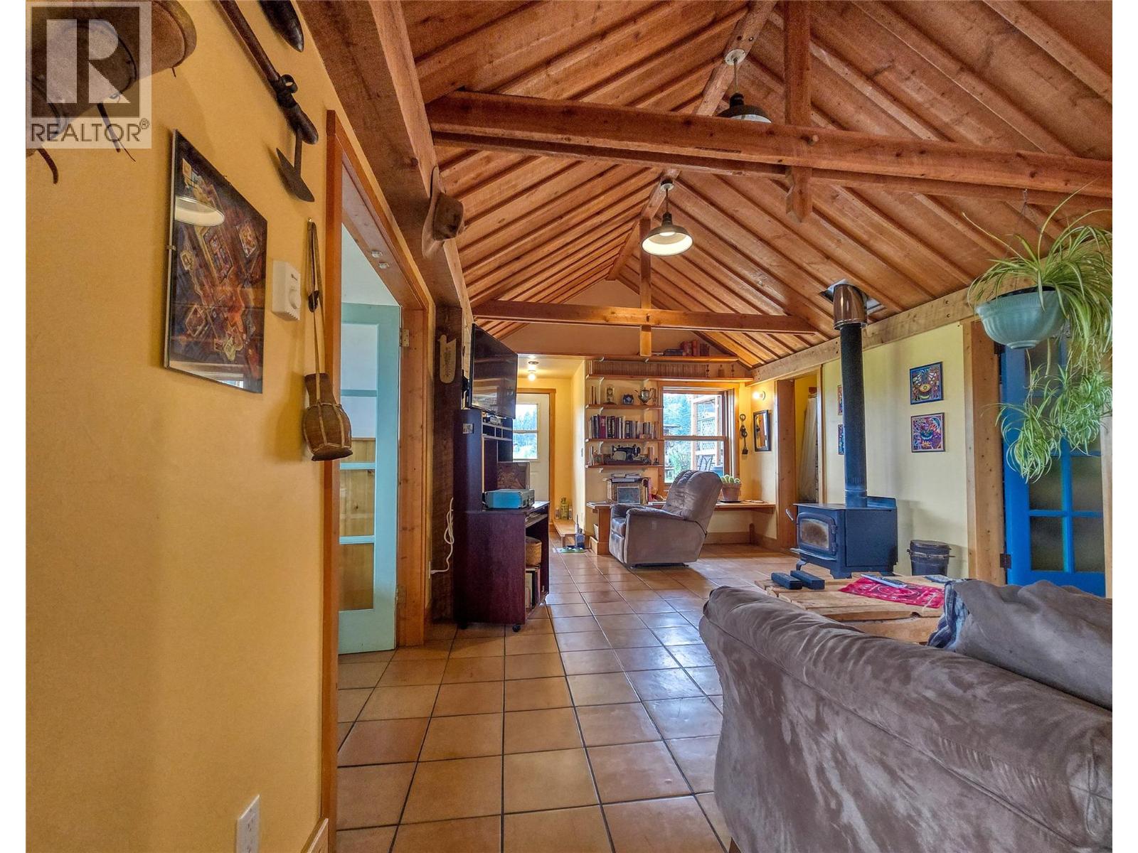 9498 Westside Road, Invermere
