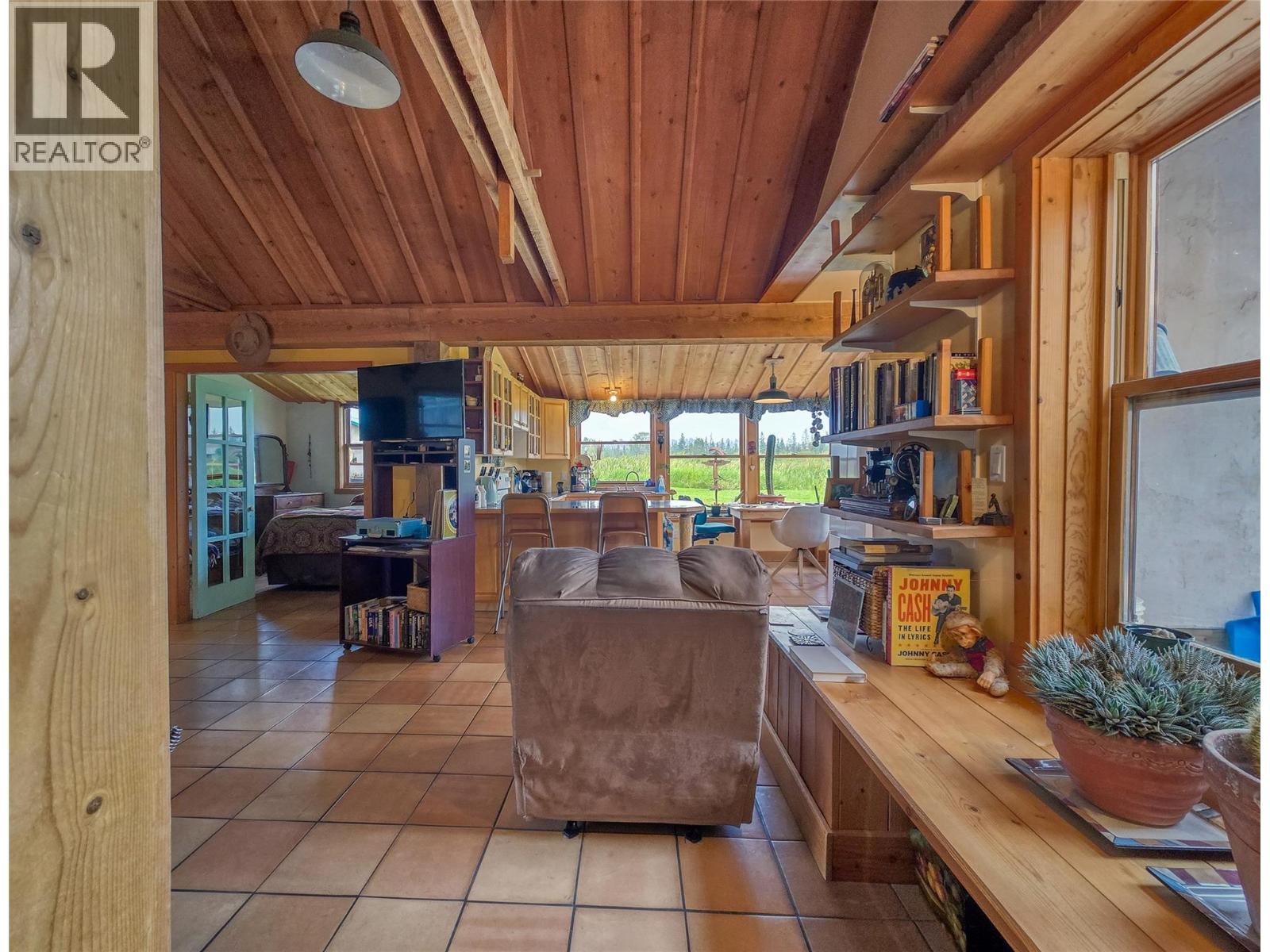 9498 Westside Road, Invermere
