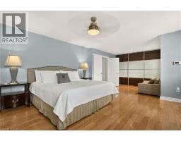 215 Burloak Drive, Oakville, ON L6L6T6 Photo 25