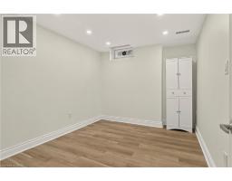 215 Burloak Drive, Oakville, ON L6L6T6 Photo 37
