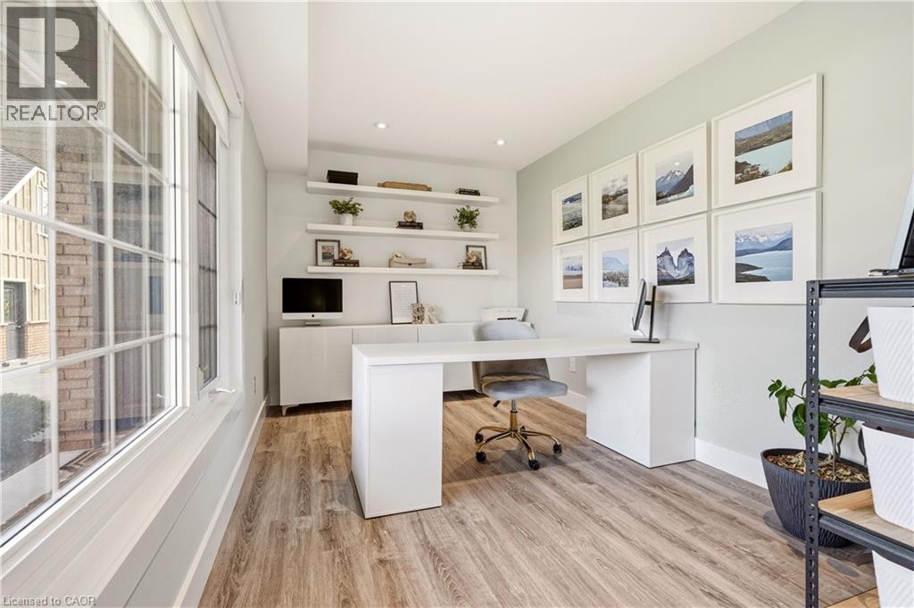 26 WENEIL Drive - Image 13