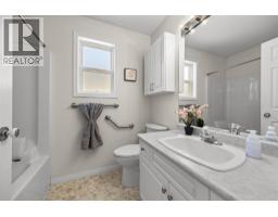 4450 Postill Drive Unit# 14, Kelowna, BC V1X7Y9 Photo 22