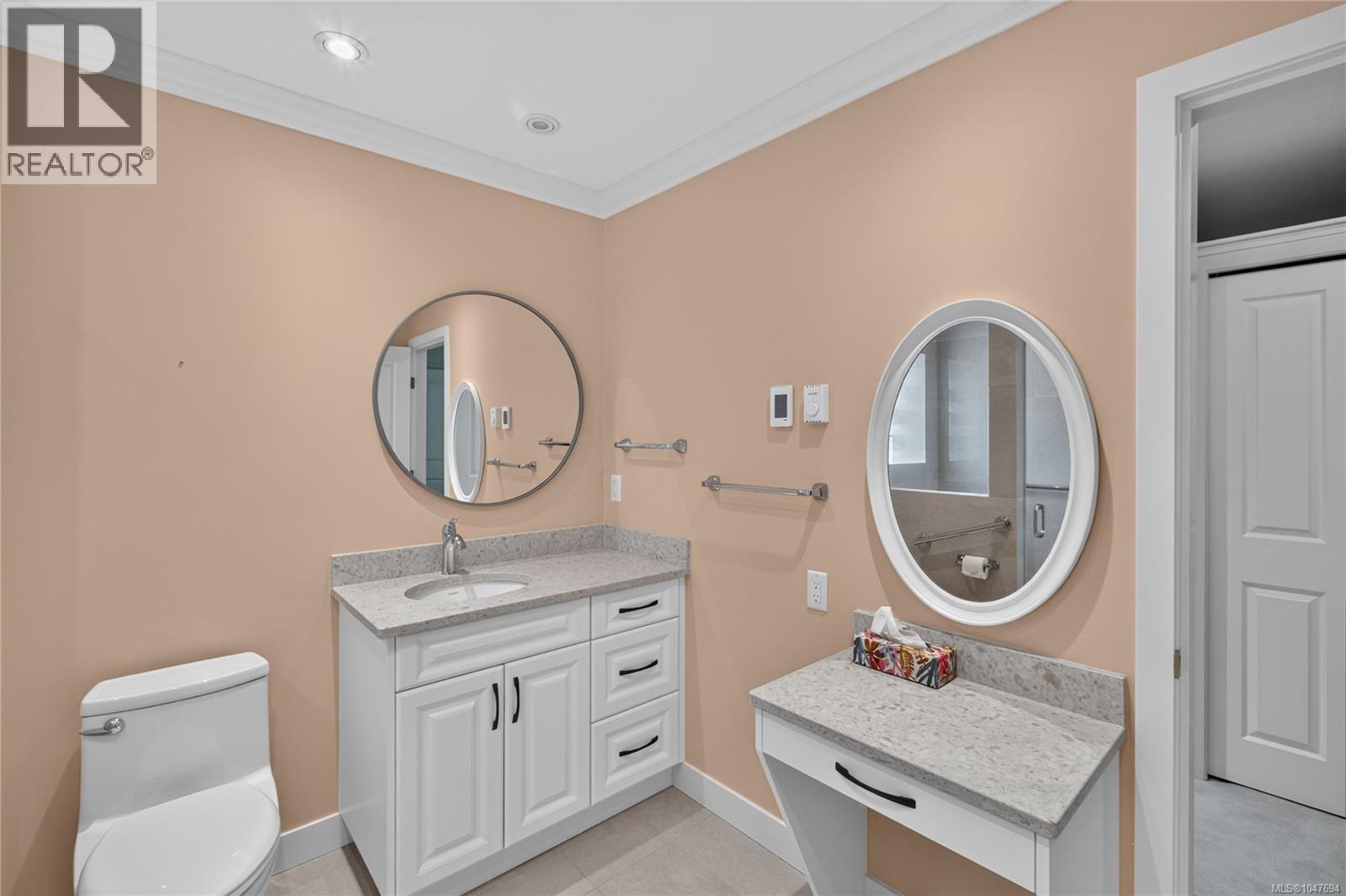 #1 885 Berwick Rd S - Image 34