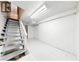 122 W 17th Avenue, Vancouver, BC V5Y1Z6 Photo 17