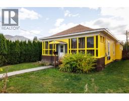  795 Lawson Avenue, Kelowna