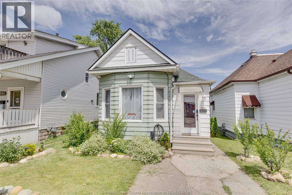 1108 ASSUMPTION STREET