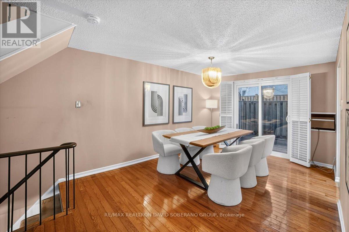 52 ANTIBES DRIVE - 11