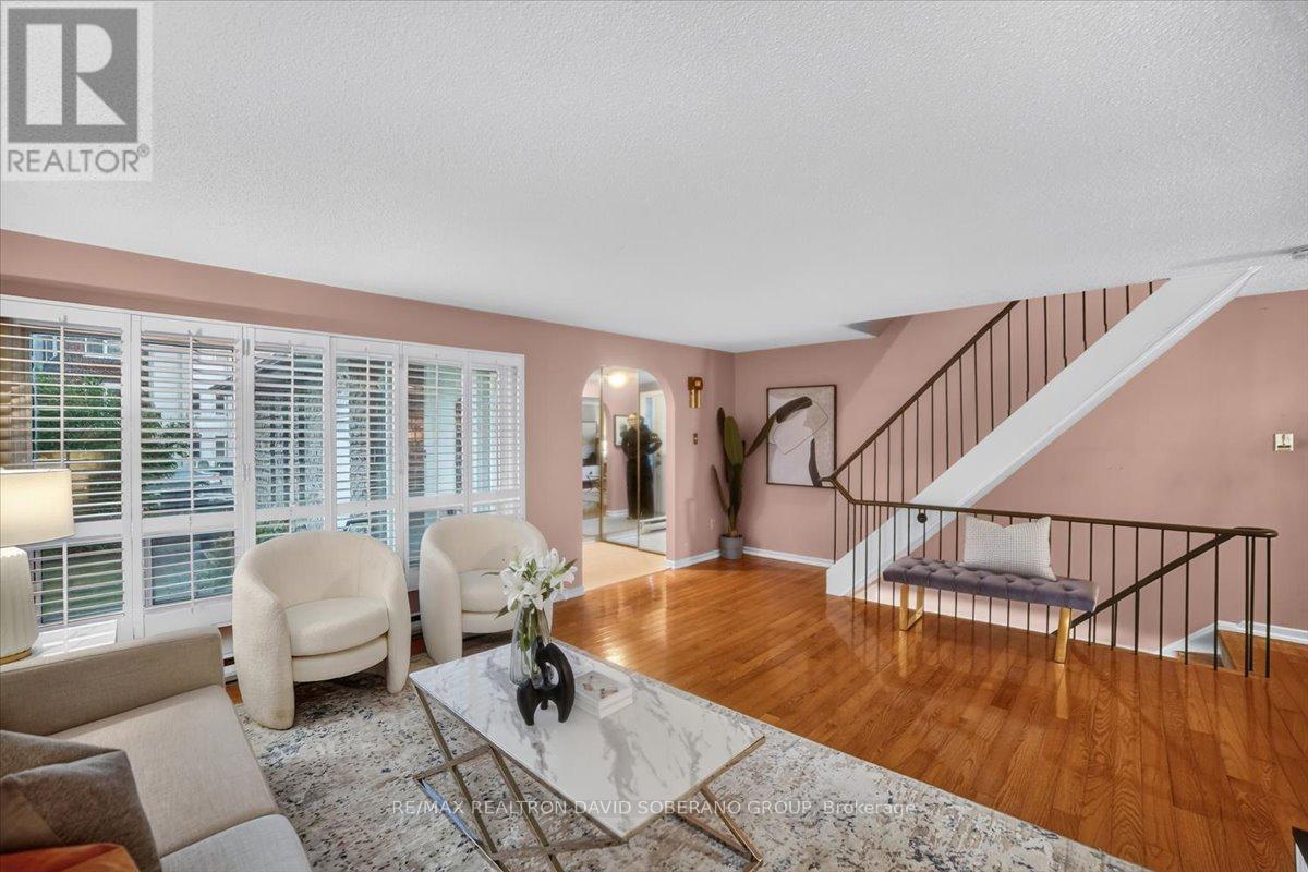 52 ANTIBES DRIVE - 9