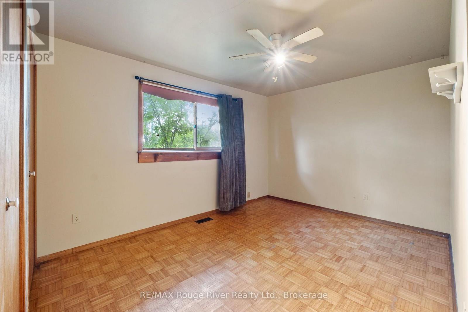 389 HAYNES ROAD - 33