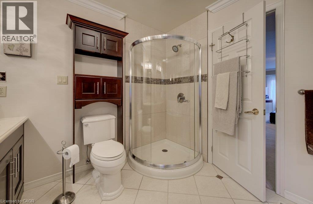 449 KNIGHTSBRIDGE Court - Image 29