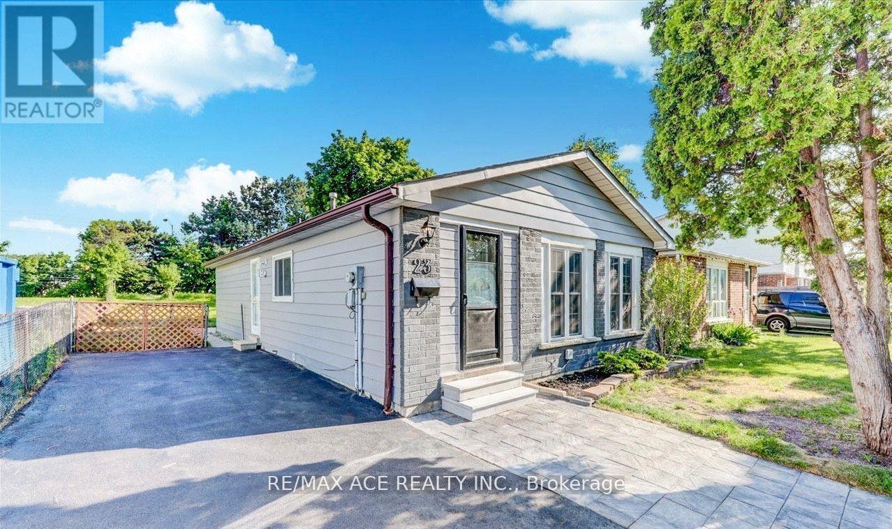 Photo of 23 Gemshaw Crescent