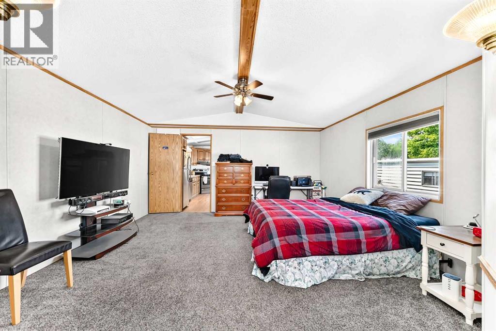 130, 6724 17 Avenue SE - 21