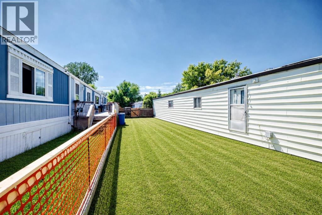 130, 6724 17 Avenue SE - 33