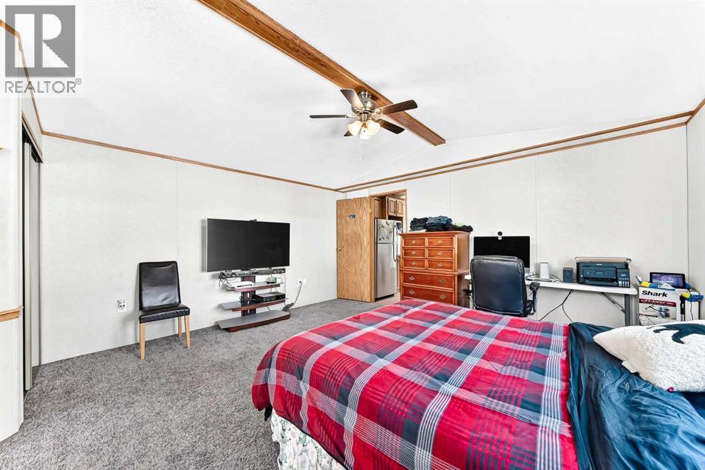 130, 6724 17 Avenue SE - 22