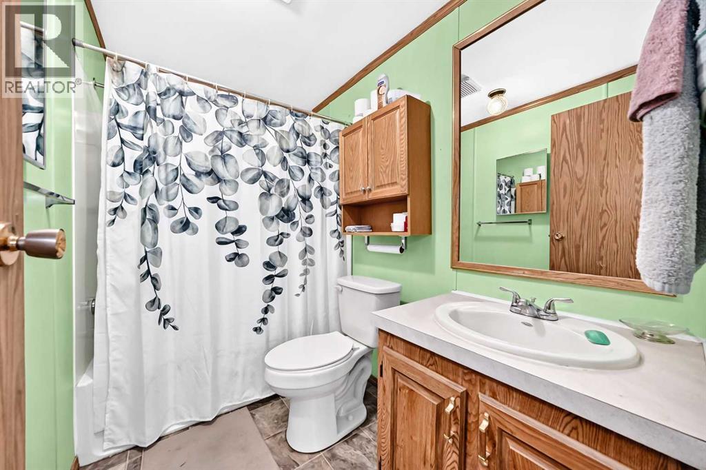 130, 6724 17 Avenue SE - 28