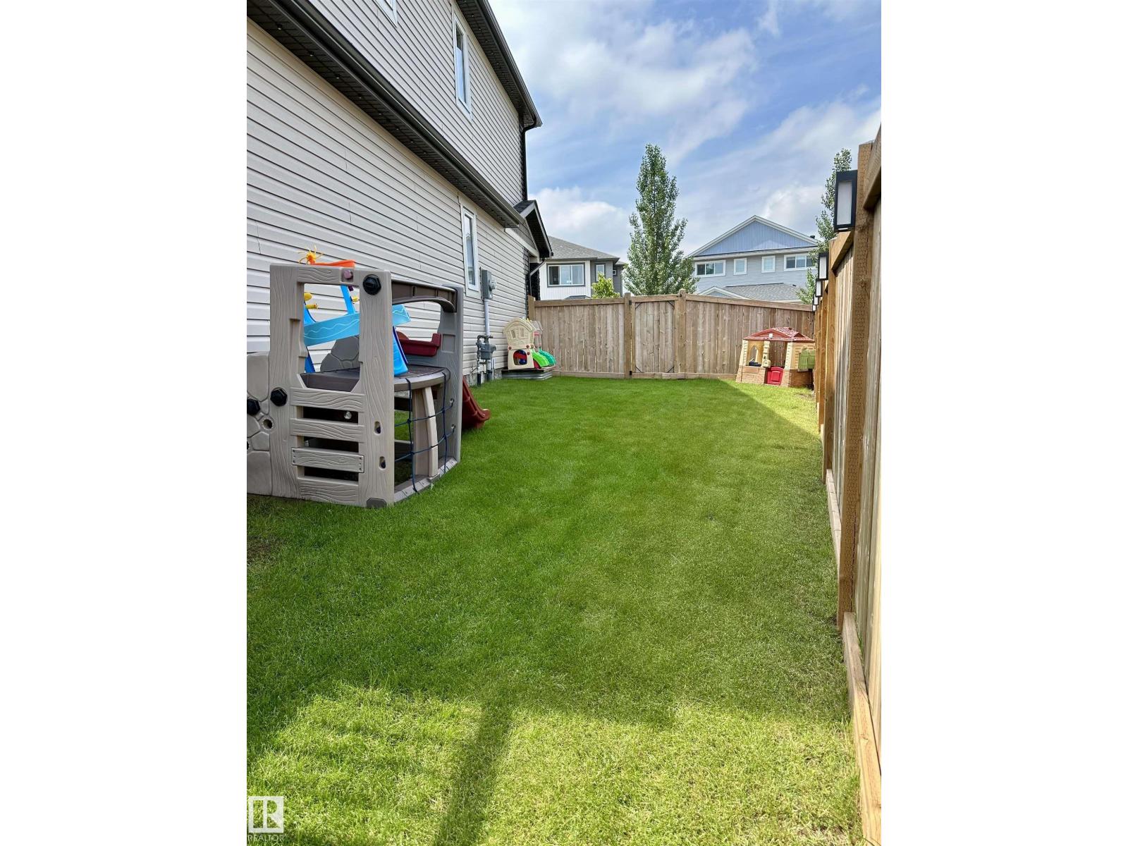 17359 49 ST NW - Image 36