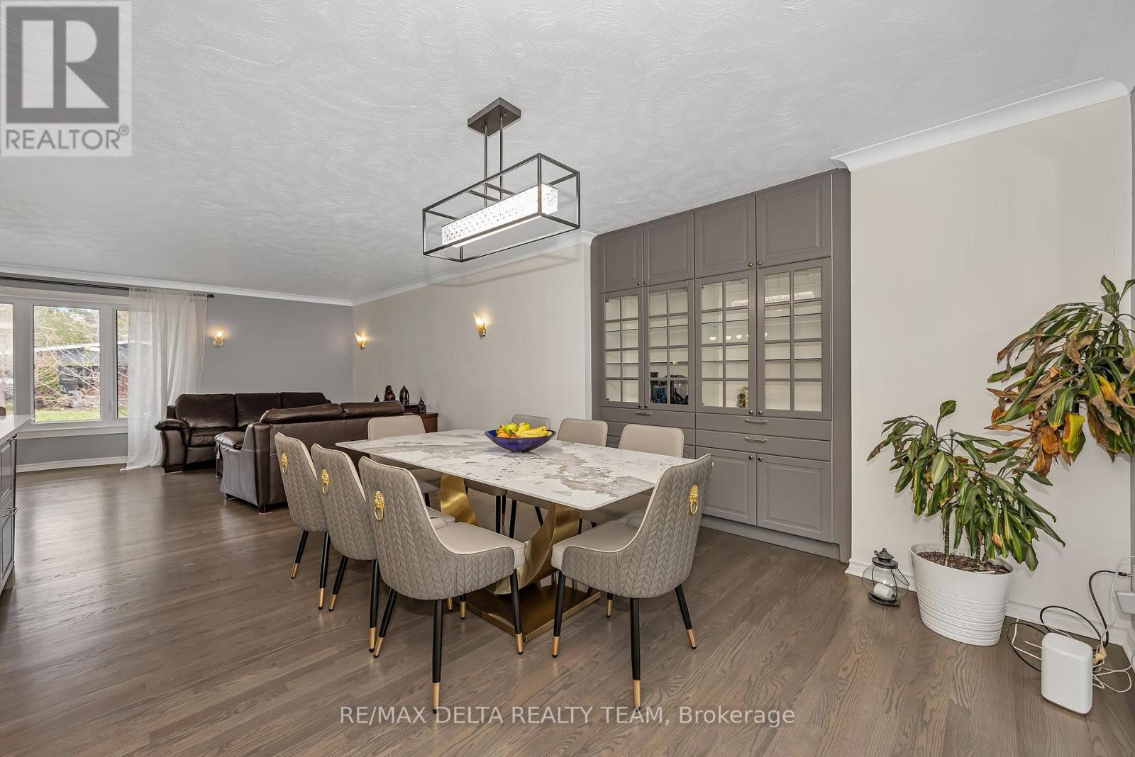 2350 GEORGINA DRIVE - 12