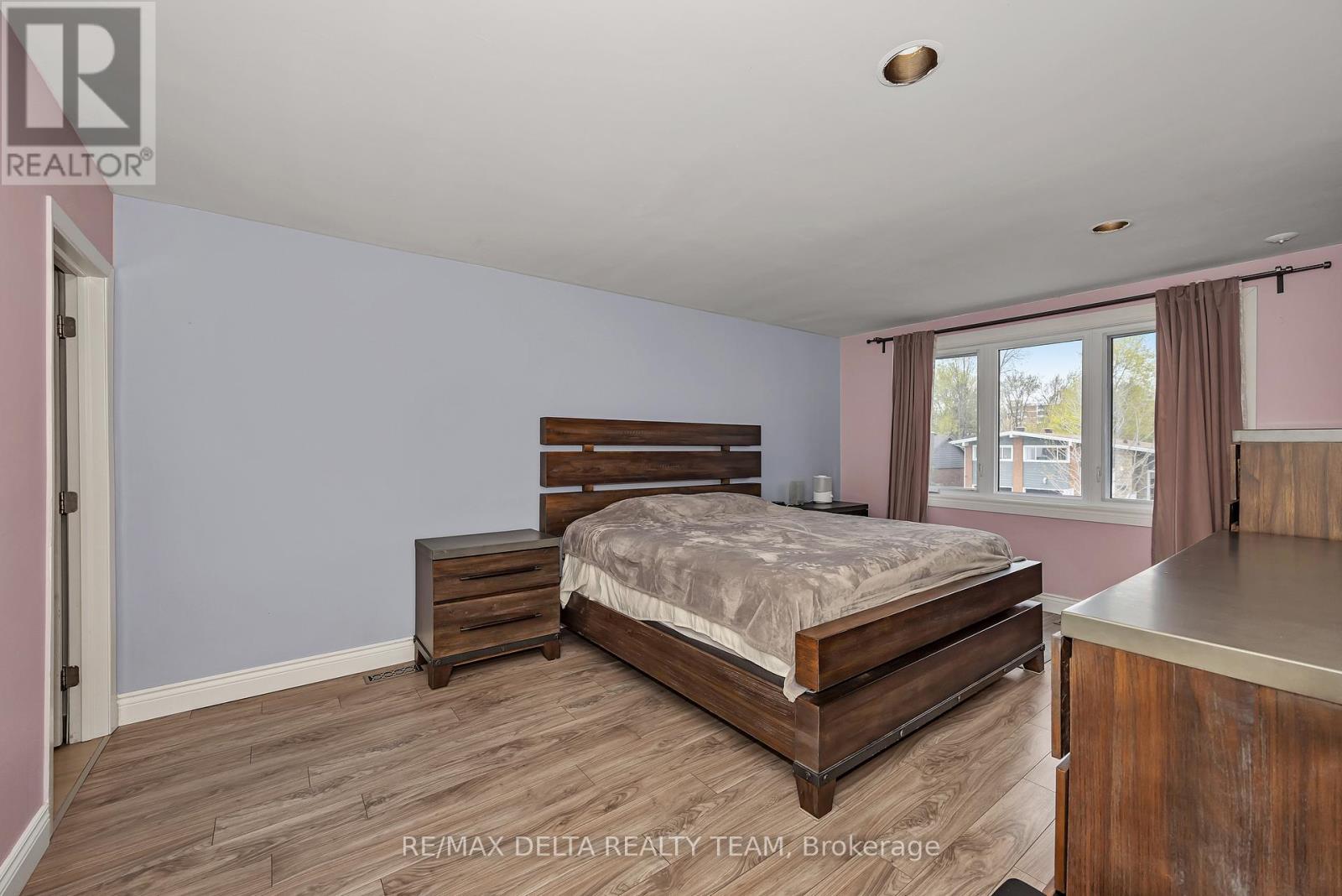 2350 GEORGINA DRIVE - Image 26