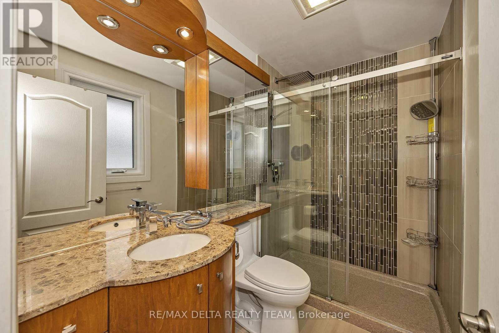 2350 GEORGINA DRIVE - Image 28
