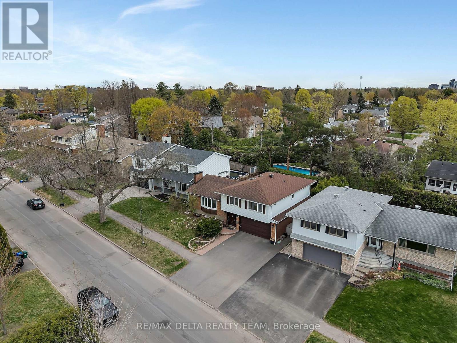 2350 GEORGINA DRIVE - Image 37