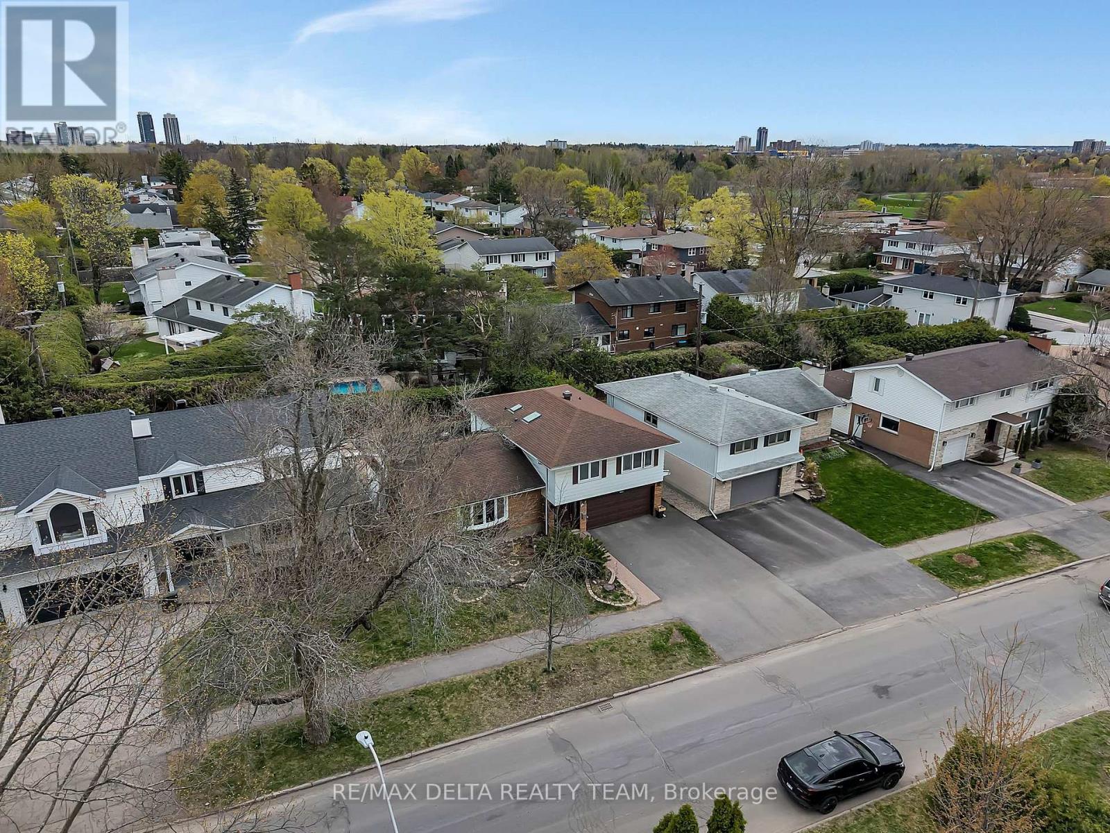 2350 GEORGINA DRIVE - Image 38
