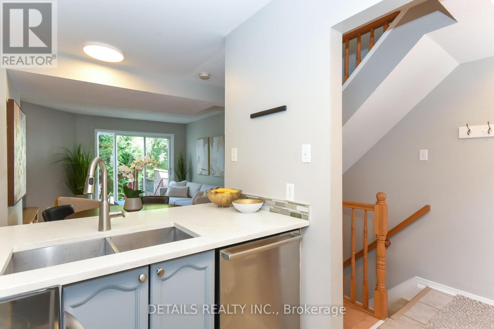 158 FORWARD AVENUE - Image 14