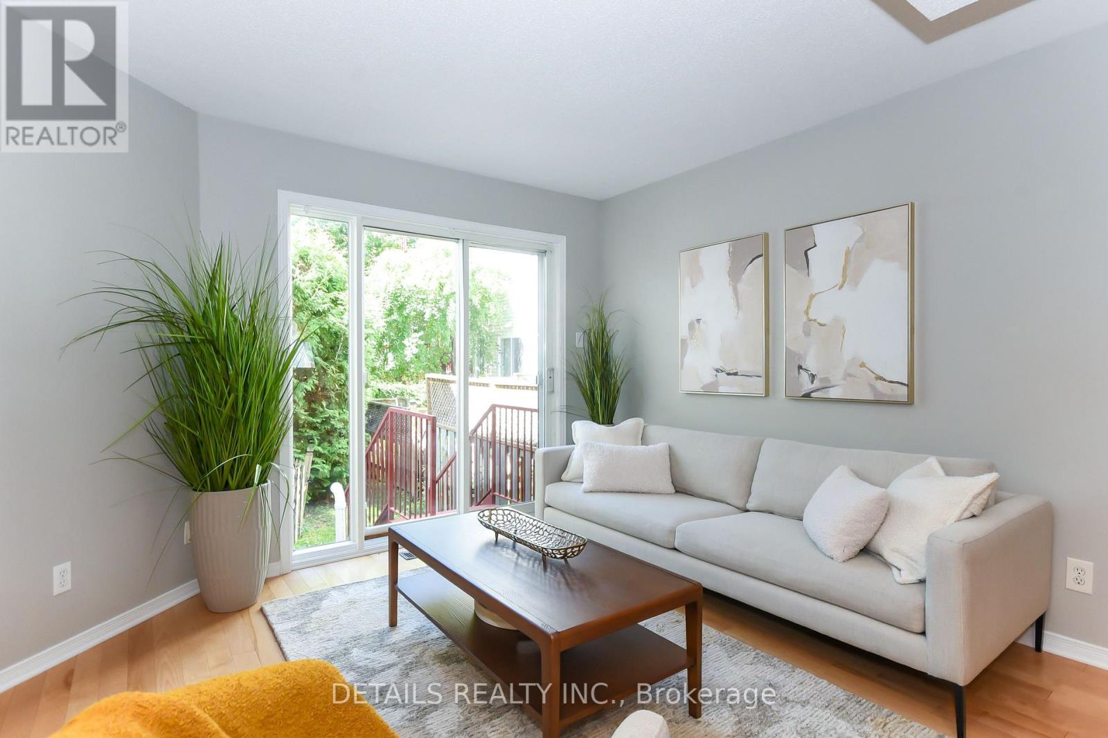 158 FORWARD AVENUE - 18