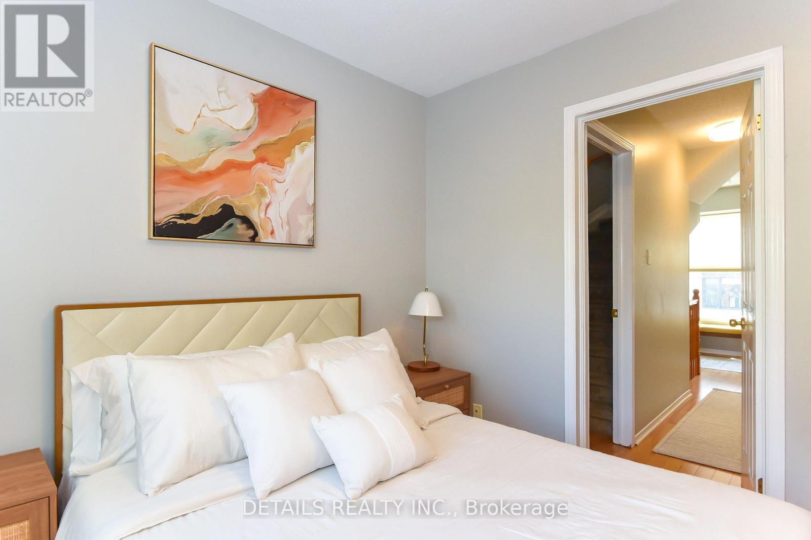 158 FORWARD AVENUE - 24