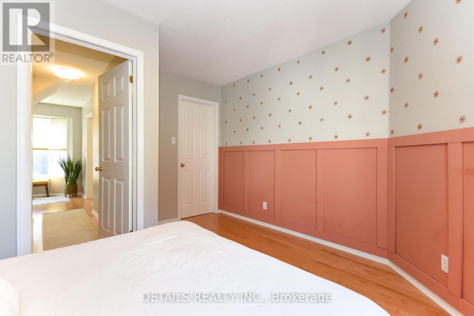 158 FORWARD AVENUE - 27