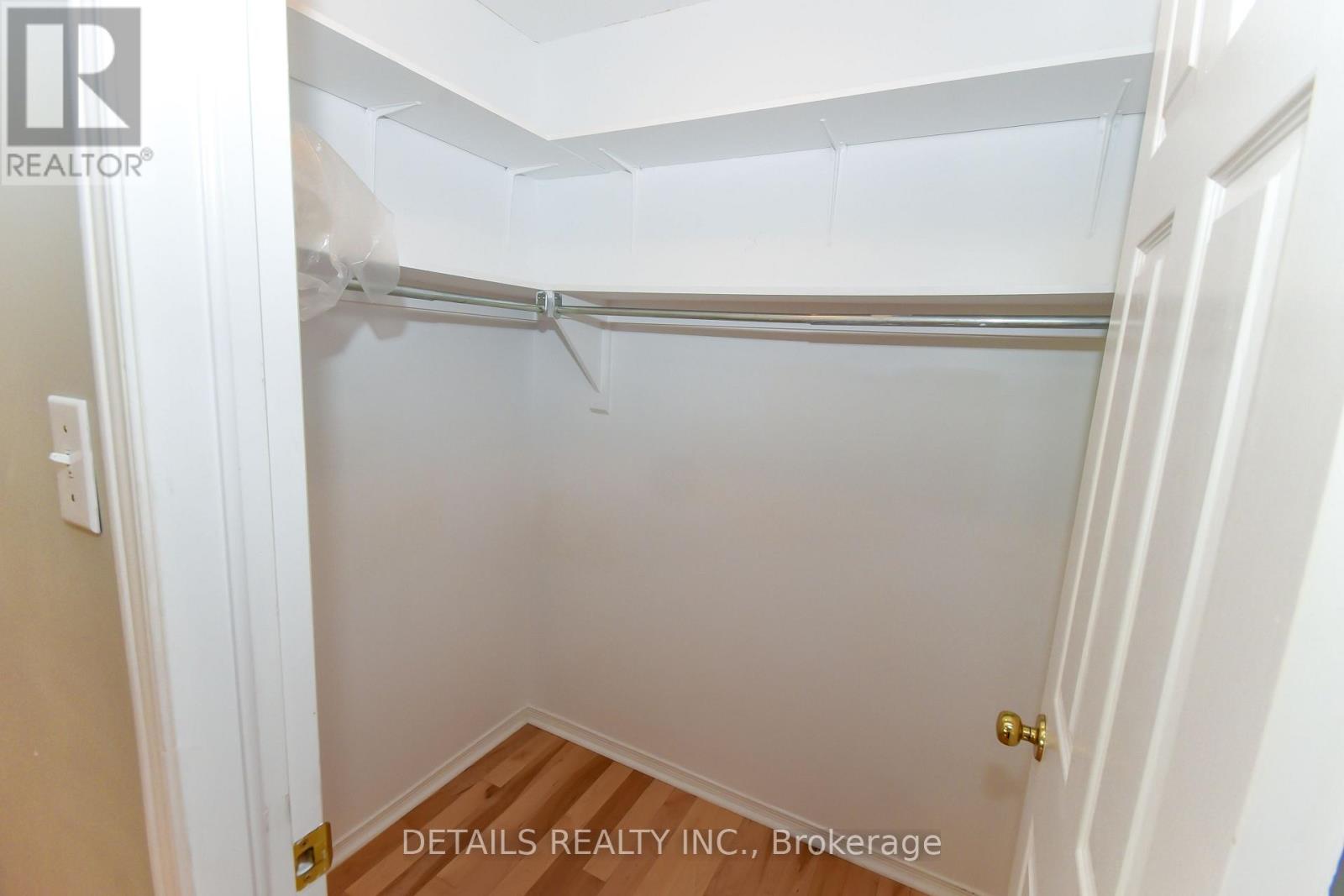 158 FORWARD AVENUE - 28