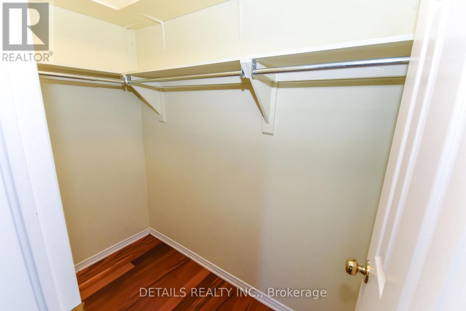 158 FORWARD AVENUE - 35