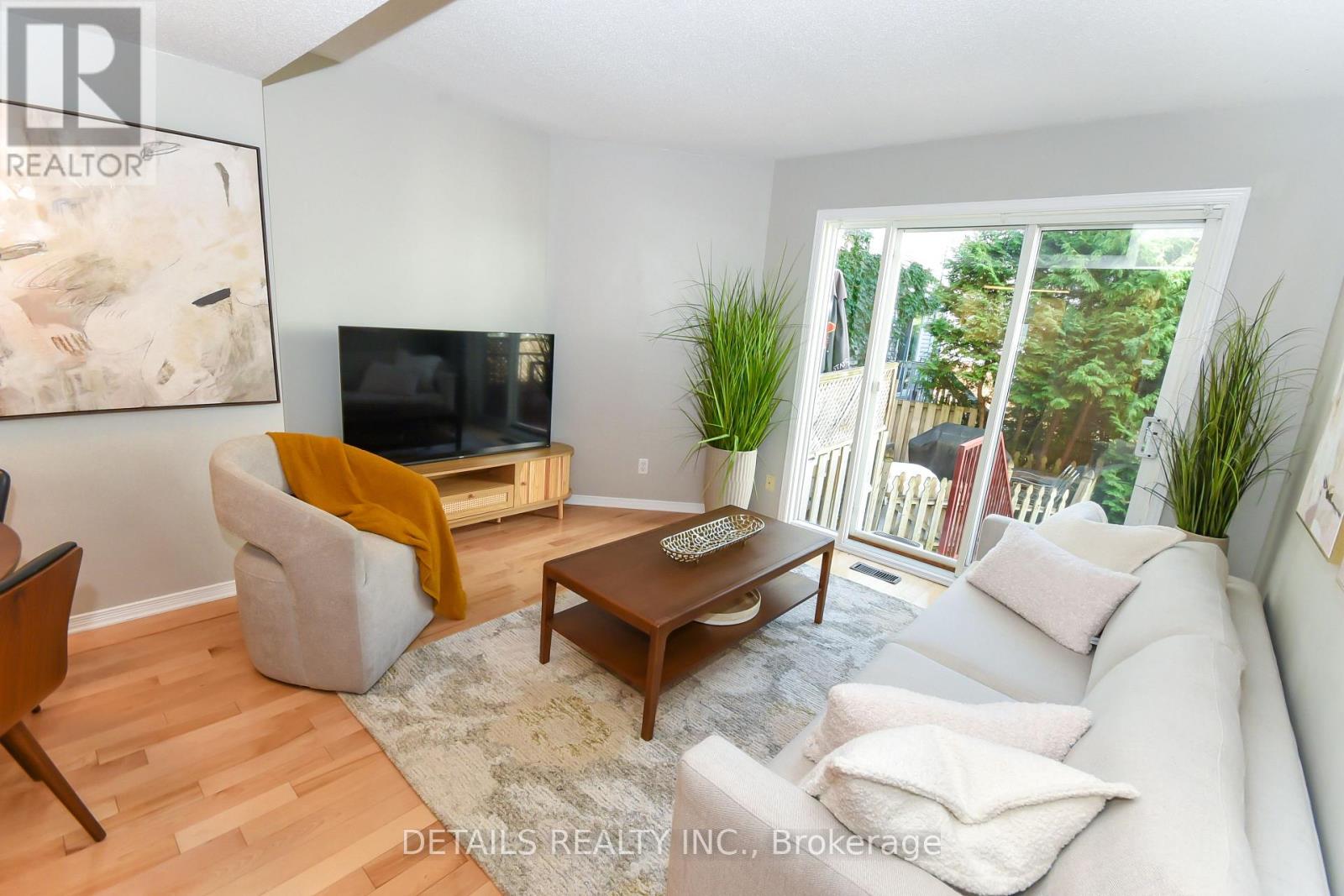 158 FORWARD AVENUE - 6