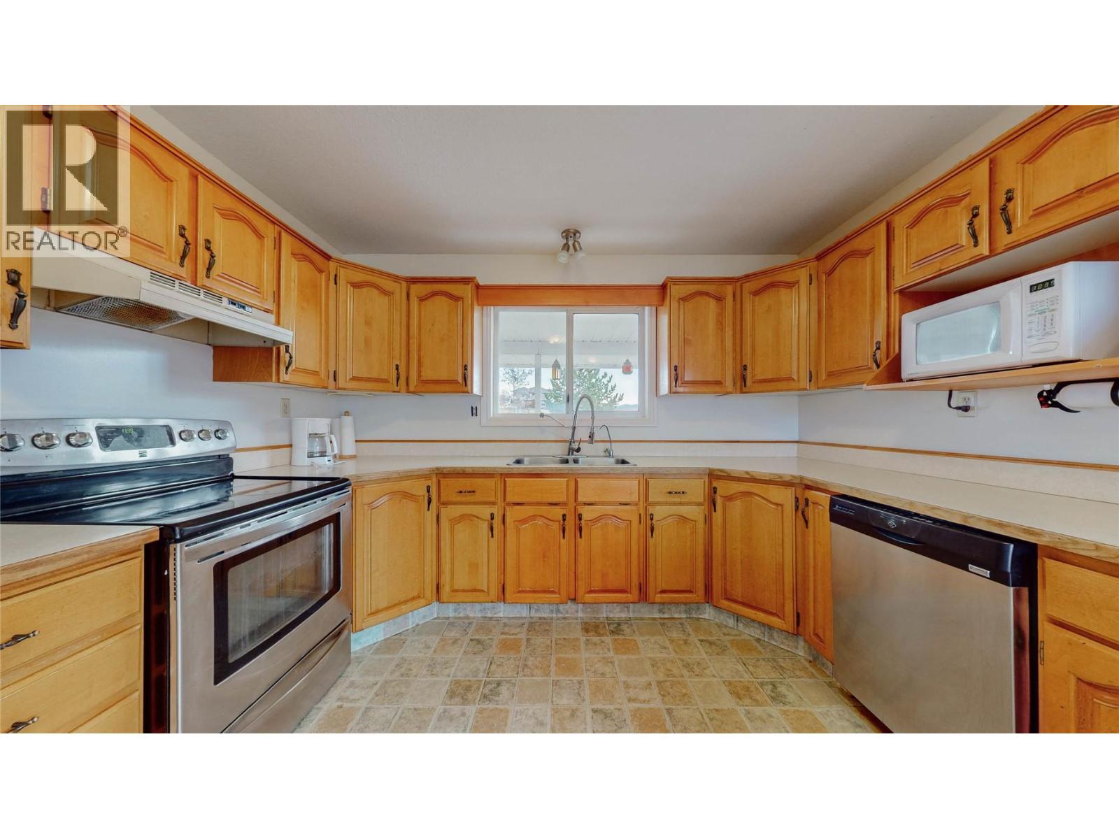 8950 122nd Avenue, Osoyoos