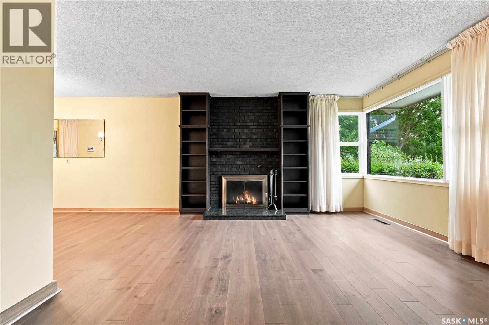 303 Oronsay STREET - Image 7