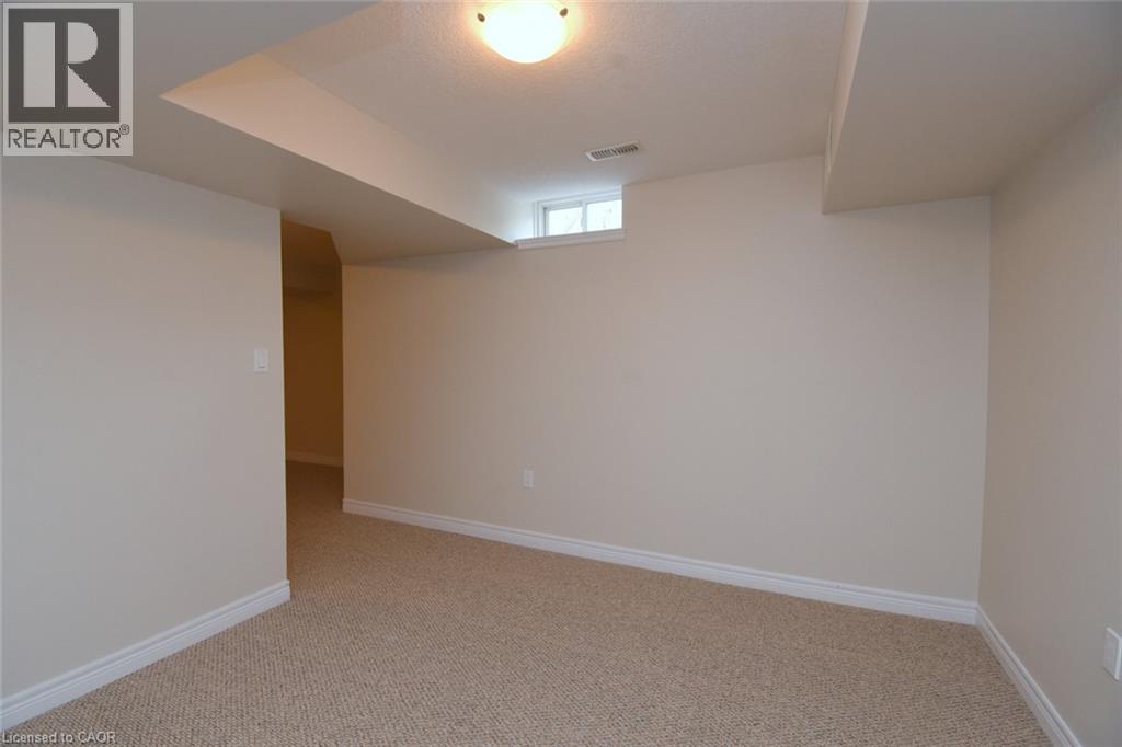 19 STICKLAND Lane - Image 32