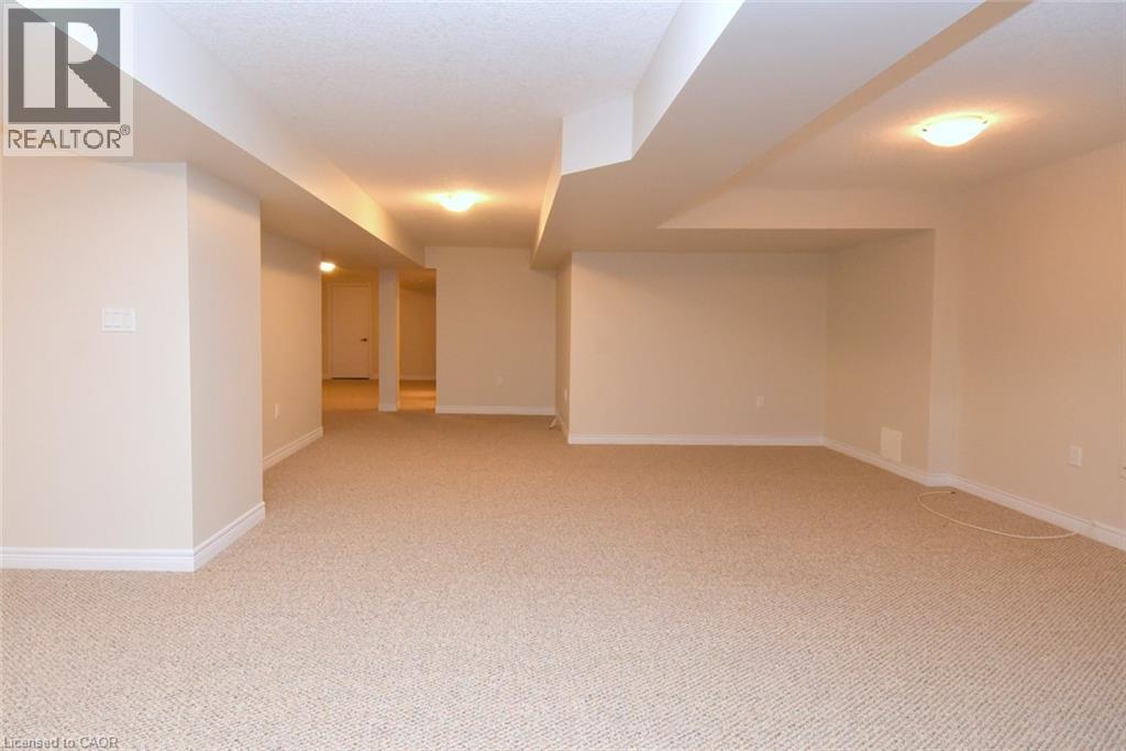 19 STICKLAND Lane - 37
