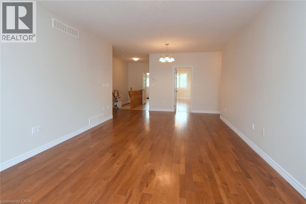19 STICKLAND Lane - 9
