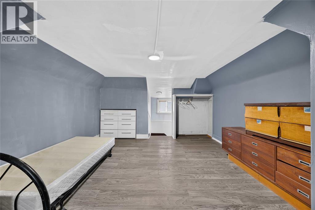 181 Campbell STREET - Image 22