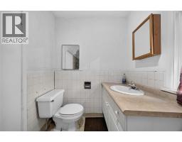 181 Campbell Street, Sarnia, ON N7T2G6 Photo 24