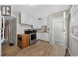 Kitchen - 181 Campbell Street, Sarnia, ON N7T2G6 Photo 8