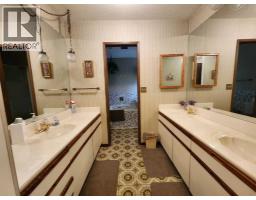 201 Huntington Park, Drumheller, AB T0J0Y6 Photo 30