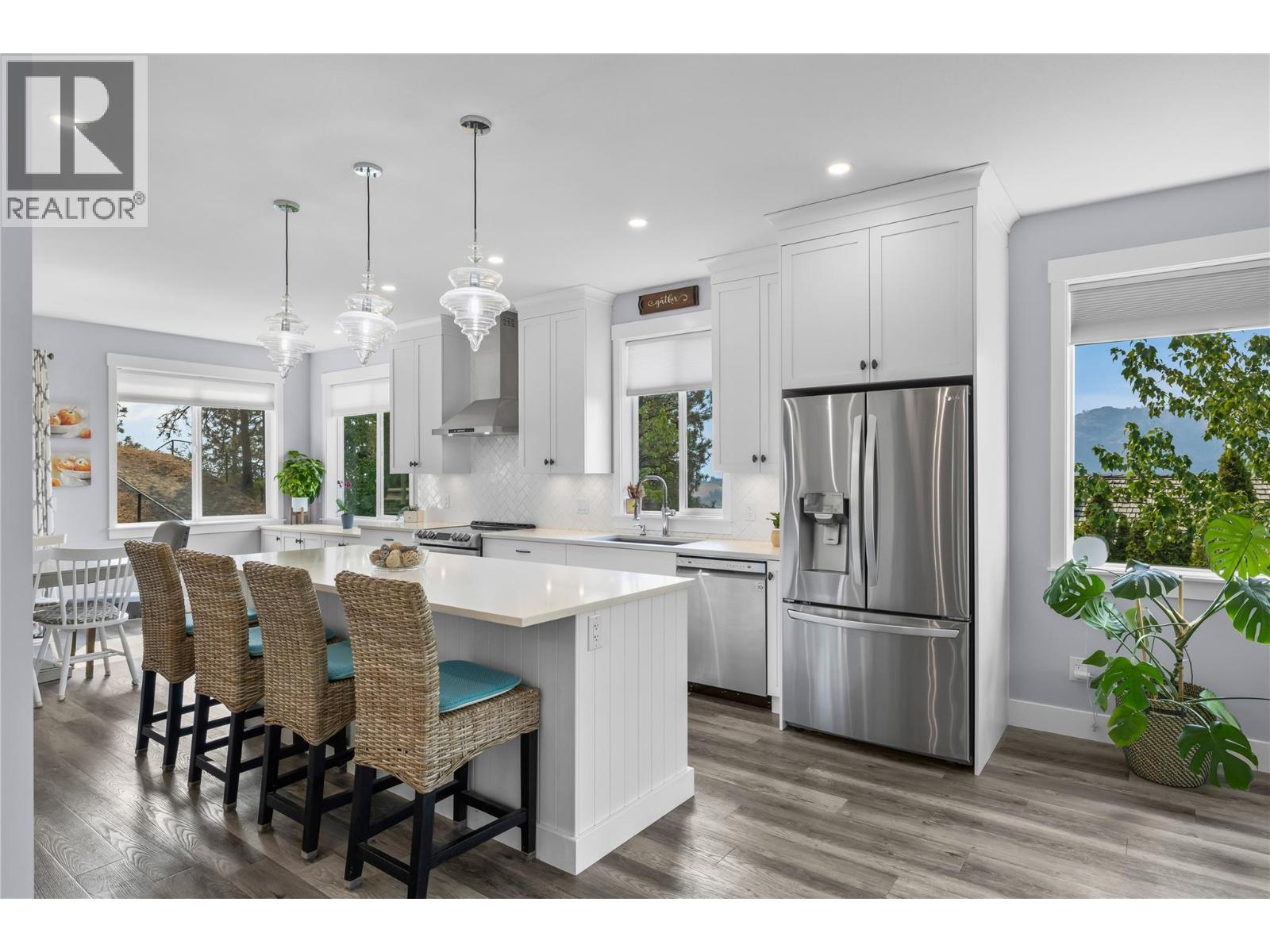  2180 Sunview Drive, West Kelowna